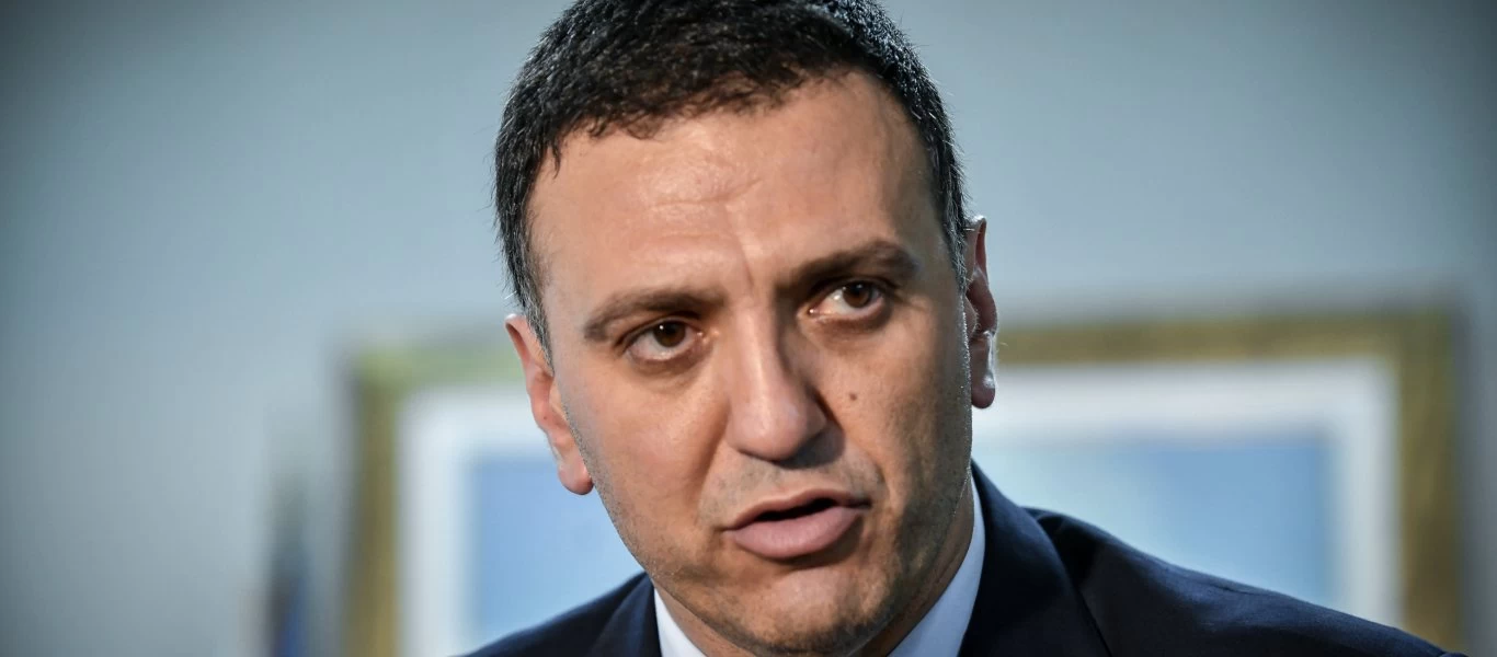 «Ιφιγένεια» ο Κικίλιας για να μην χρεωθεί η «Αγία Οικογένεια» την λαϊκή δυσαρέσκεια